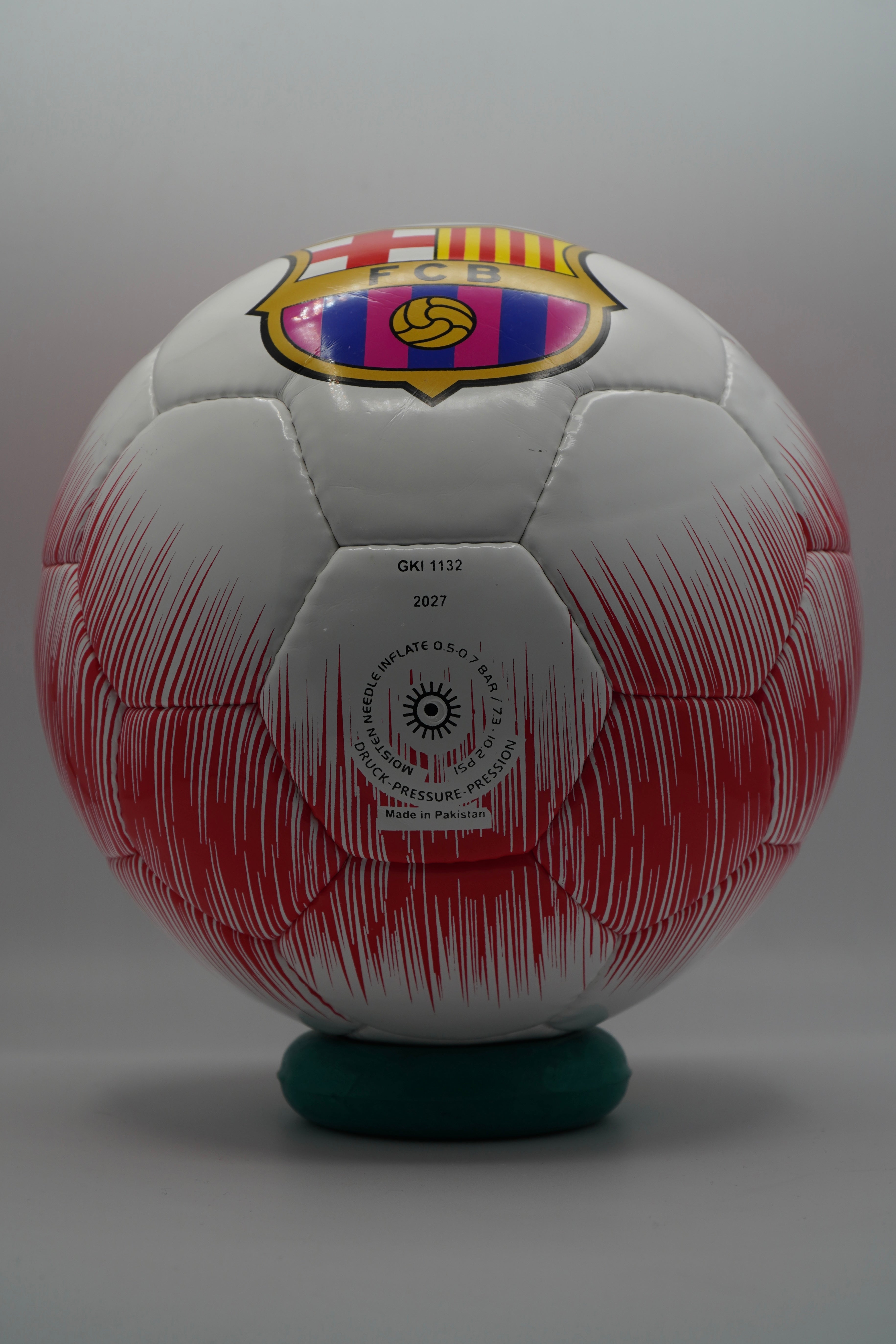 FC Barcelona (FCB) Signature Club Football