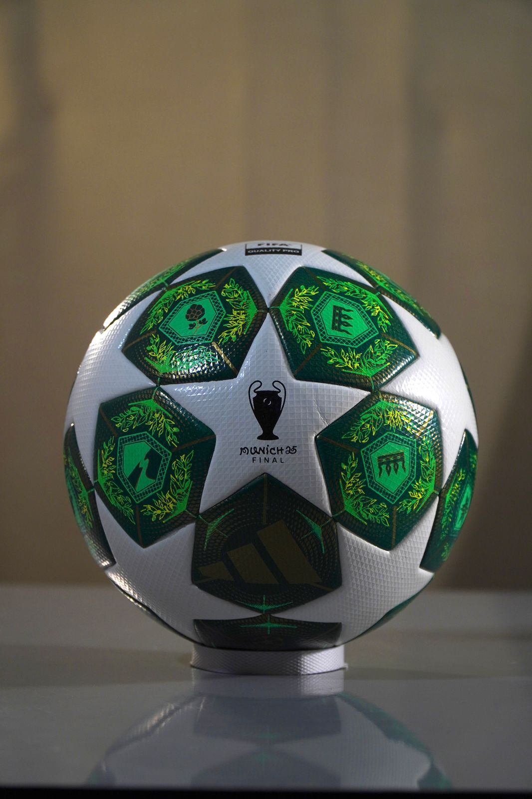 Adidas Finale Munich 2025 UCL Pro