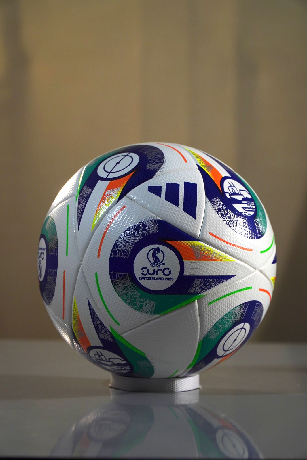 Adidas Fussballliebe Pro Euro 2025 Switzerland