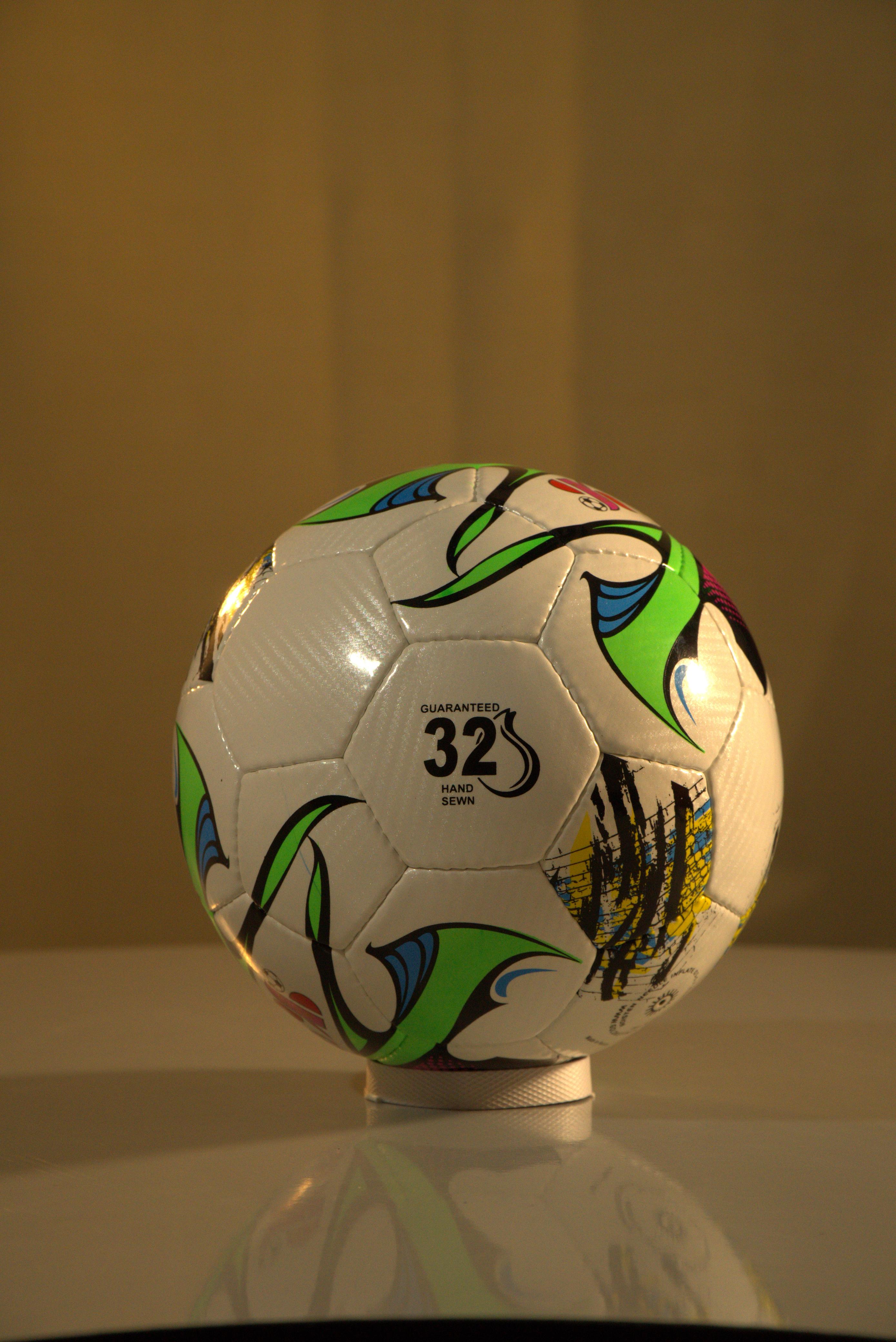 Gold Key International – Size 5 Hand-Stitched Professional Training Football