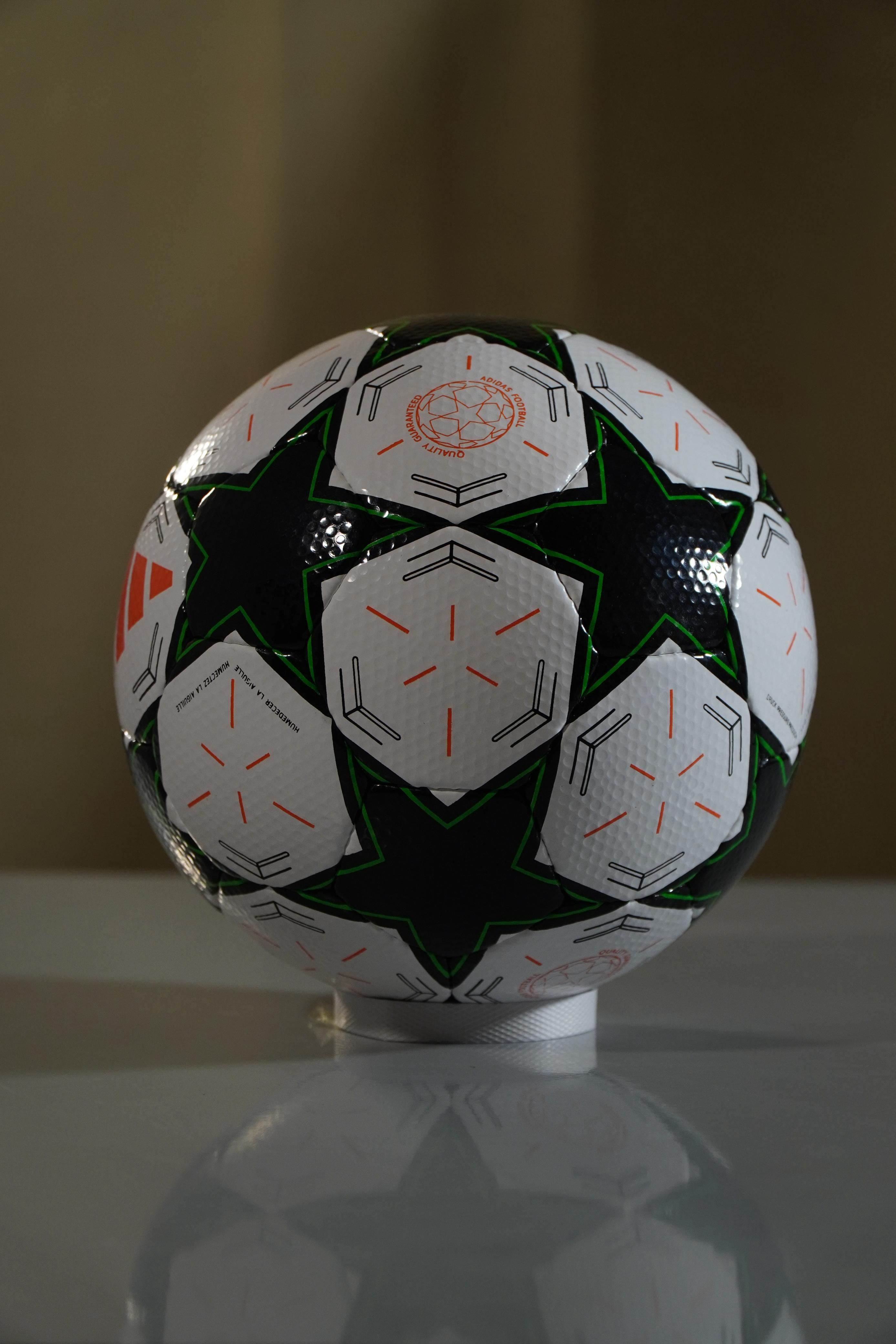 Adidas UCL Pro UEFA Champions League (UCL)