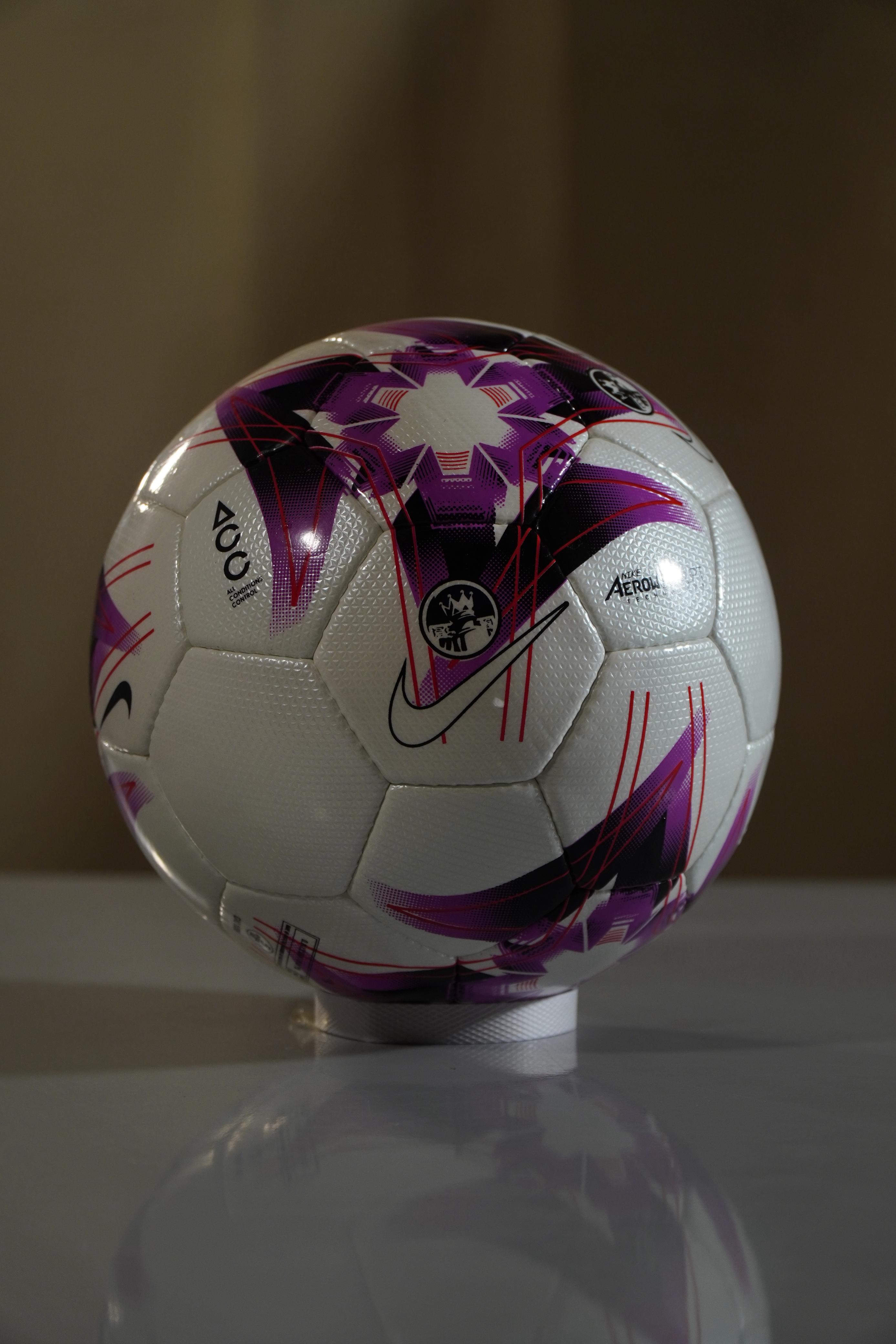 Nike Flight 2023-2024 Premier League Ball