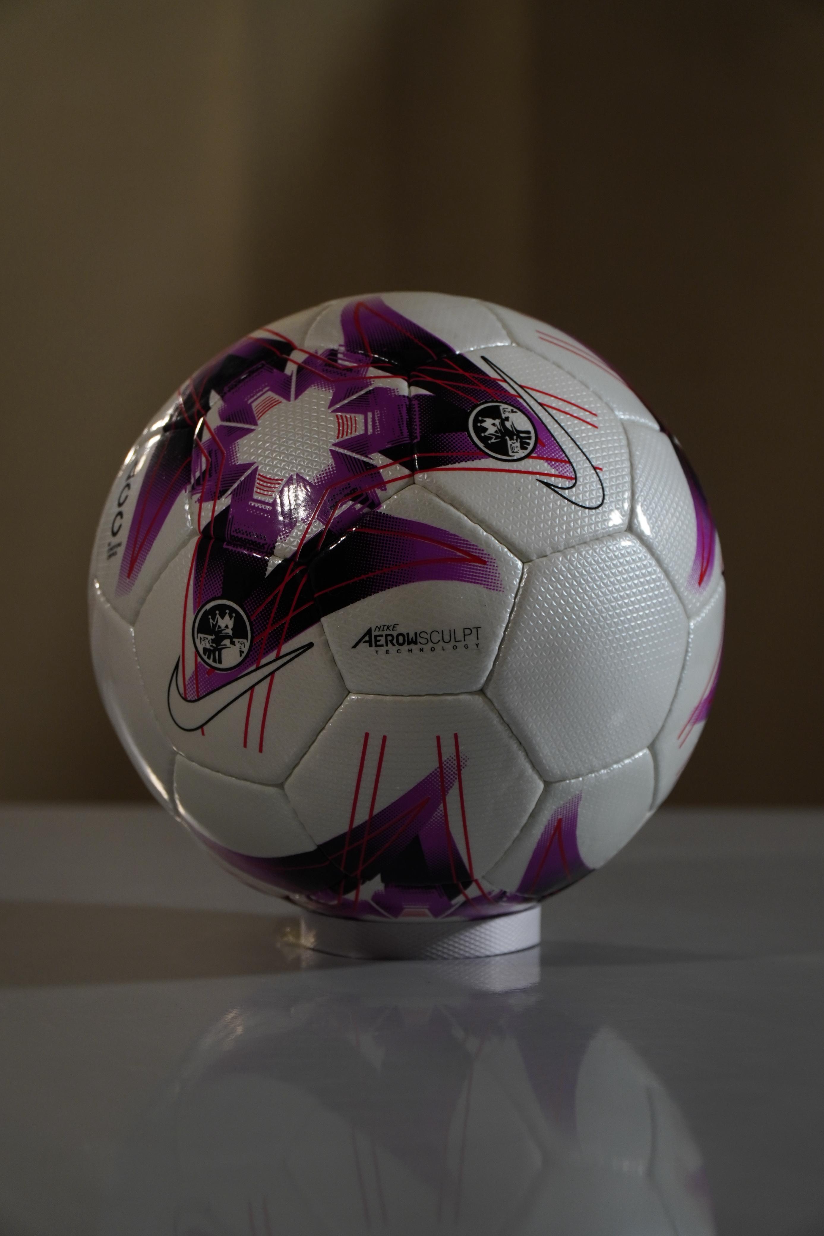 Nike Flight 2023-2024 Premier League Ball